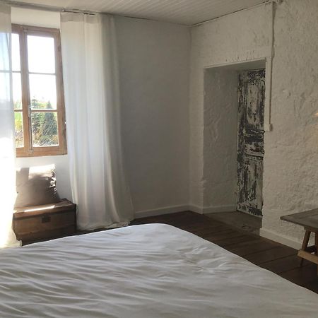 Chateau De Cours Senezergues Luaran gambar