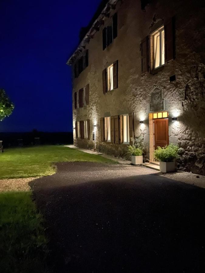 Chateau De Cours Senezergues Luaran gambar