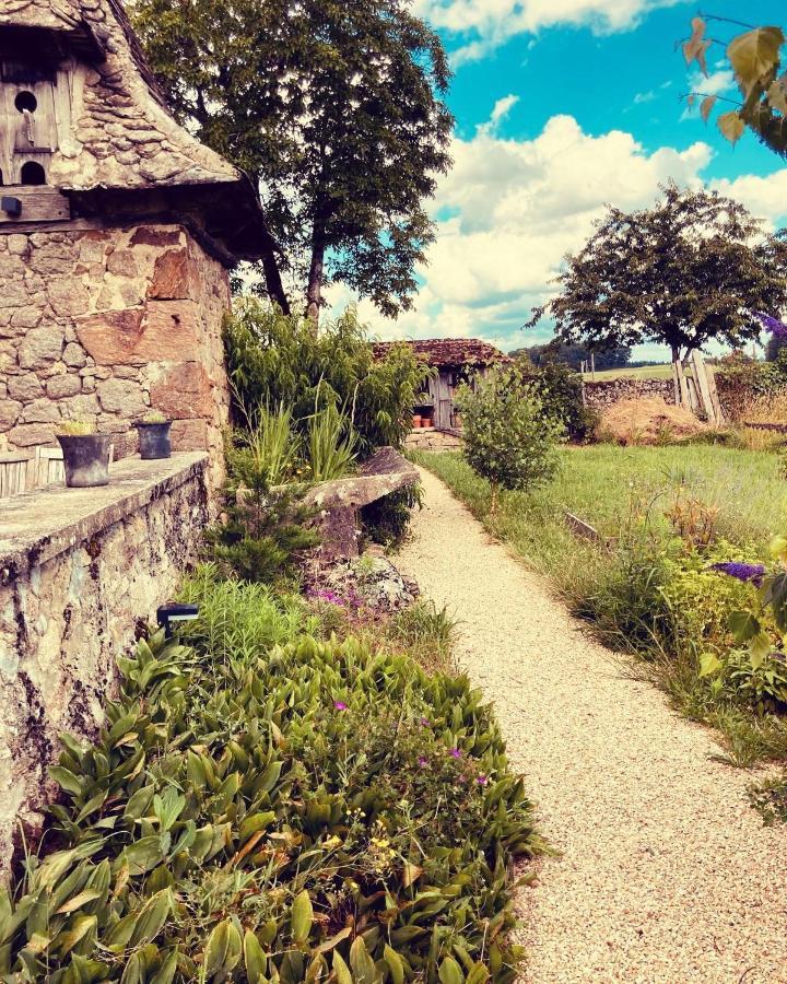 Chateau De Cours Senezergues Luaran gambar